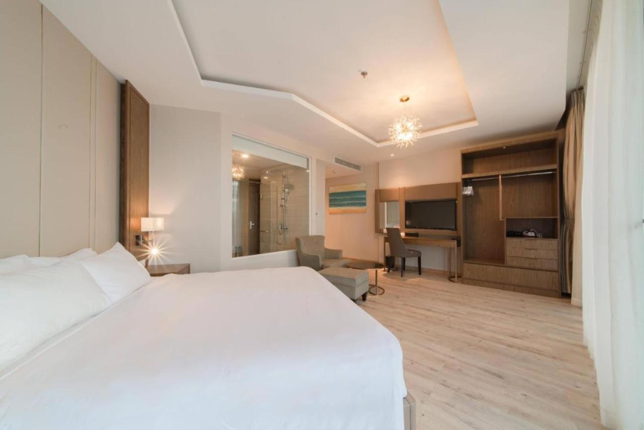 Panorama Sky Blue Nha Trang Aparthotel Buitenkant foto